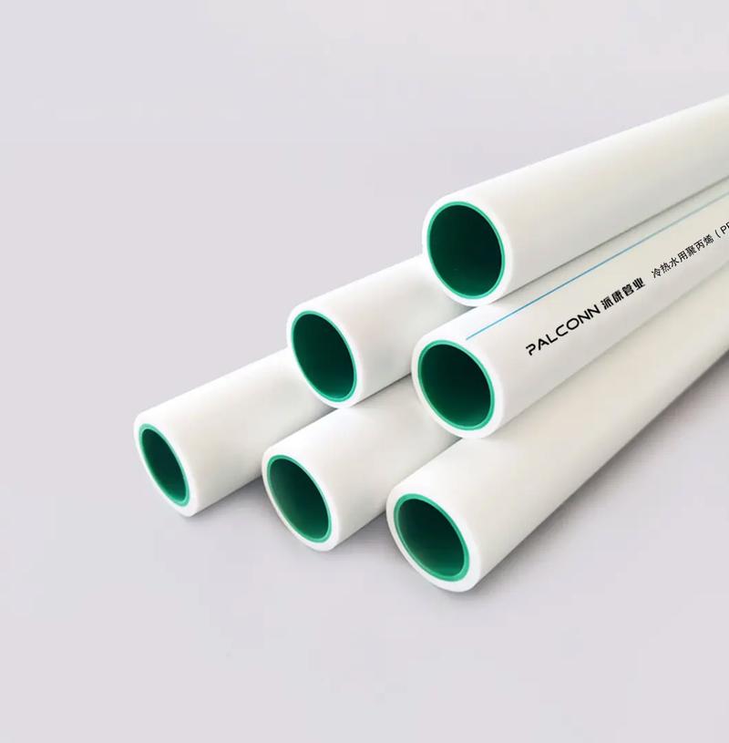 專業地暖管與管材管件生產廠家 產品種類多，規格齊全，服務一流